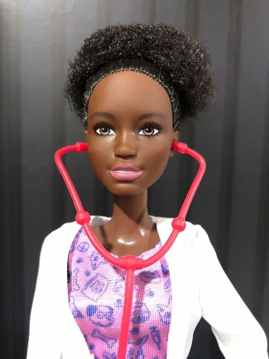 Barbie Profissões Veterinária  - Foto 4
