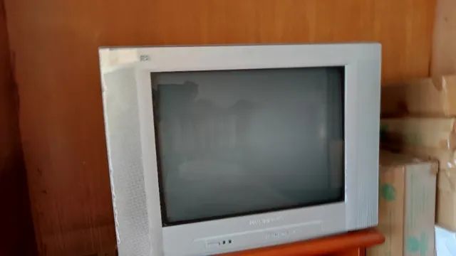 Vendo 03 tvs sem funcionar. Serve para retirar peças.  - Foto 2