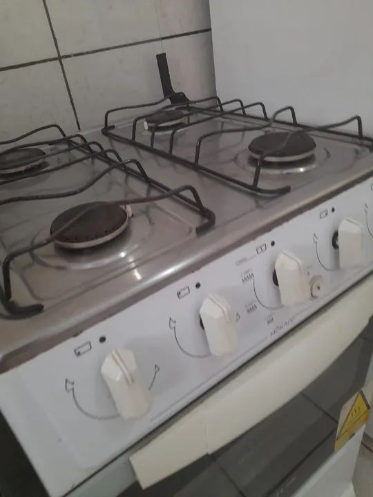 Fogão 4 Bocas