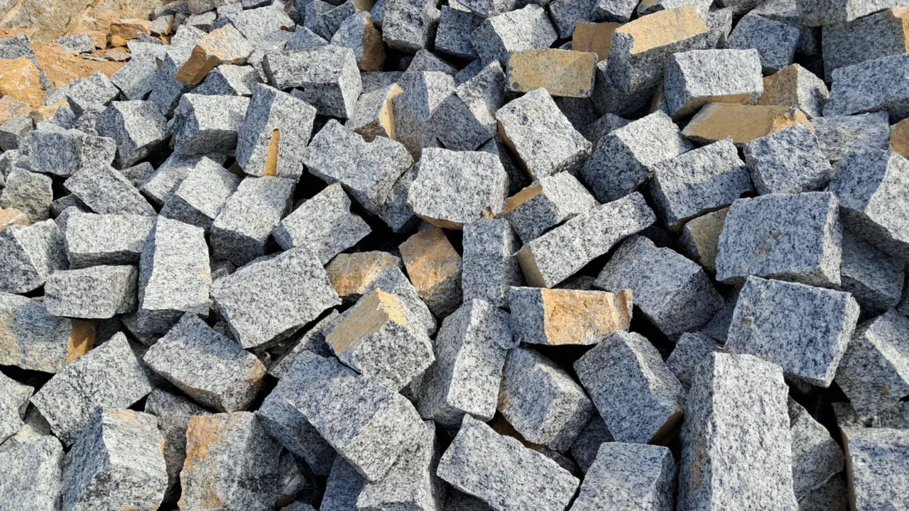 Pedras para calçamento - Granito - Decoração de Jardim