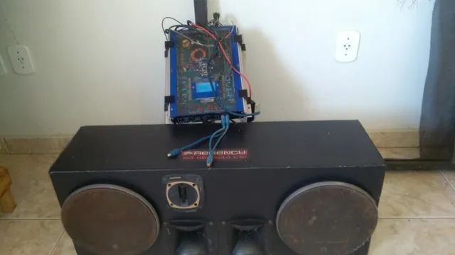 caixa de som com módulo 2240w