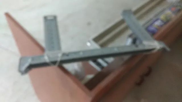 Suporte ar cond tipo Split, 3u, metal, bom estado. - Foto 2