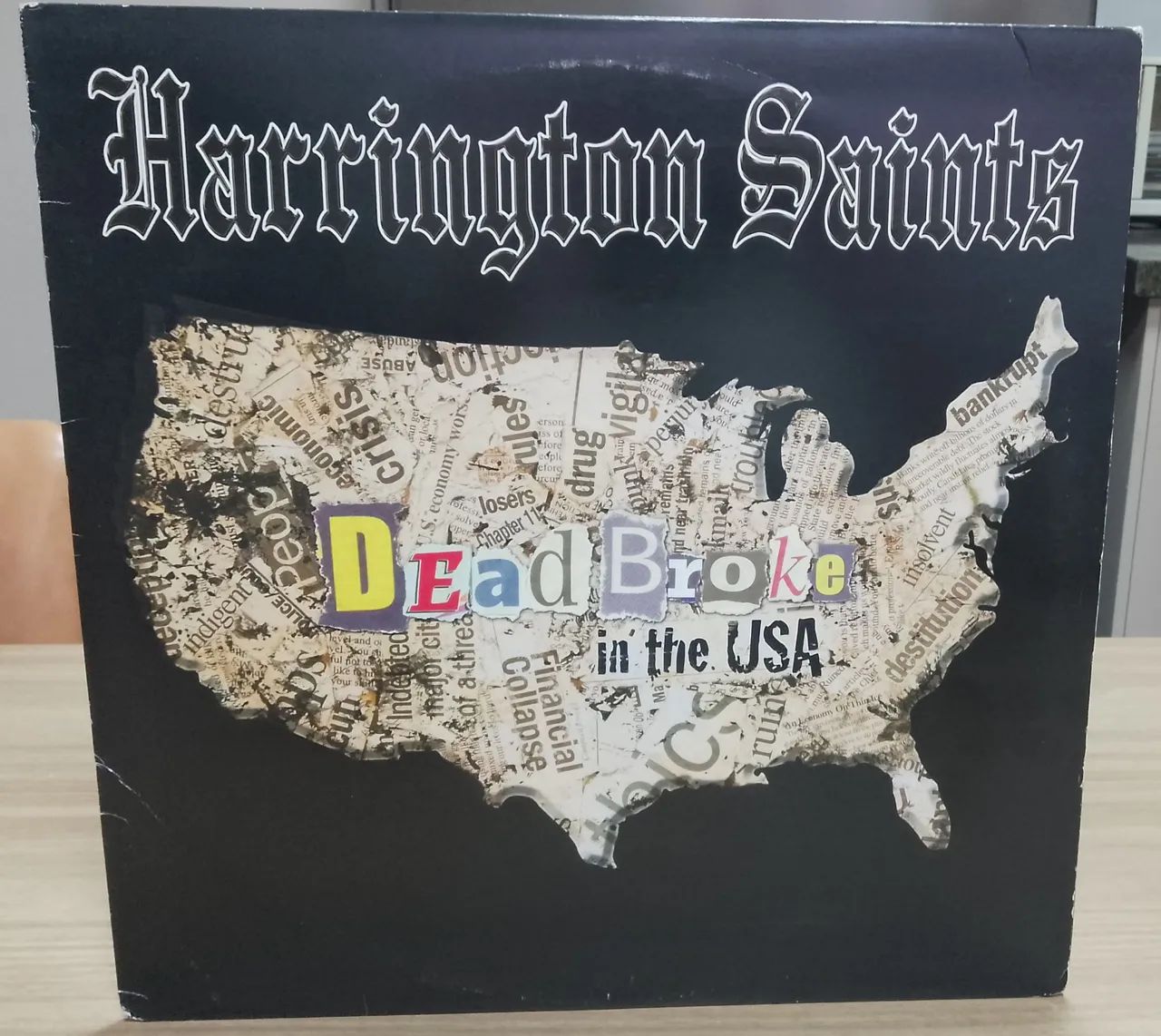 LP Harrington Saints - Dead Broke in the USA (Importado)