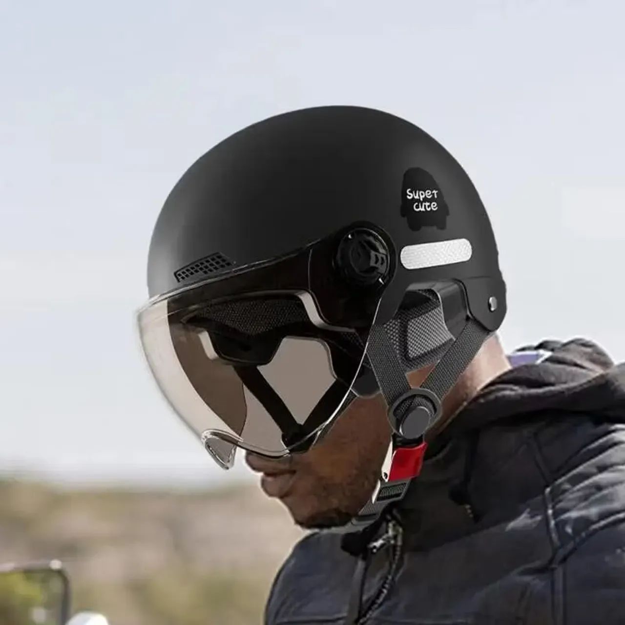 Capacete de Bicicleta Elétrica Leve e Ajustável com Forro Removível  - Foto 2