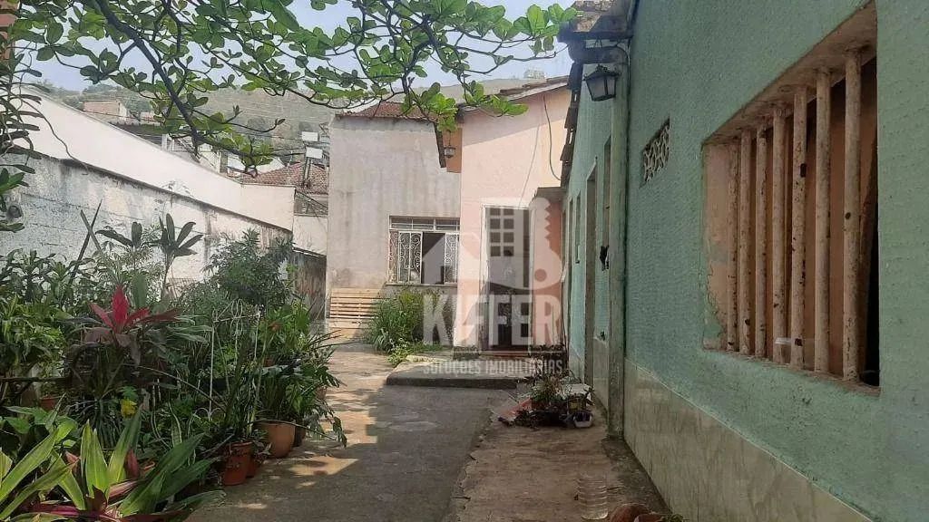 Casa comercial no Fonseca com 6 cômodos