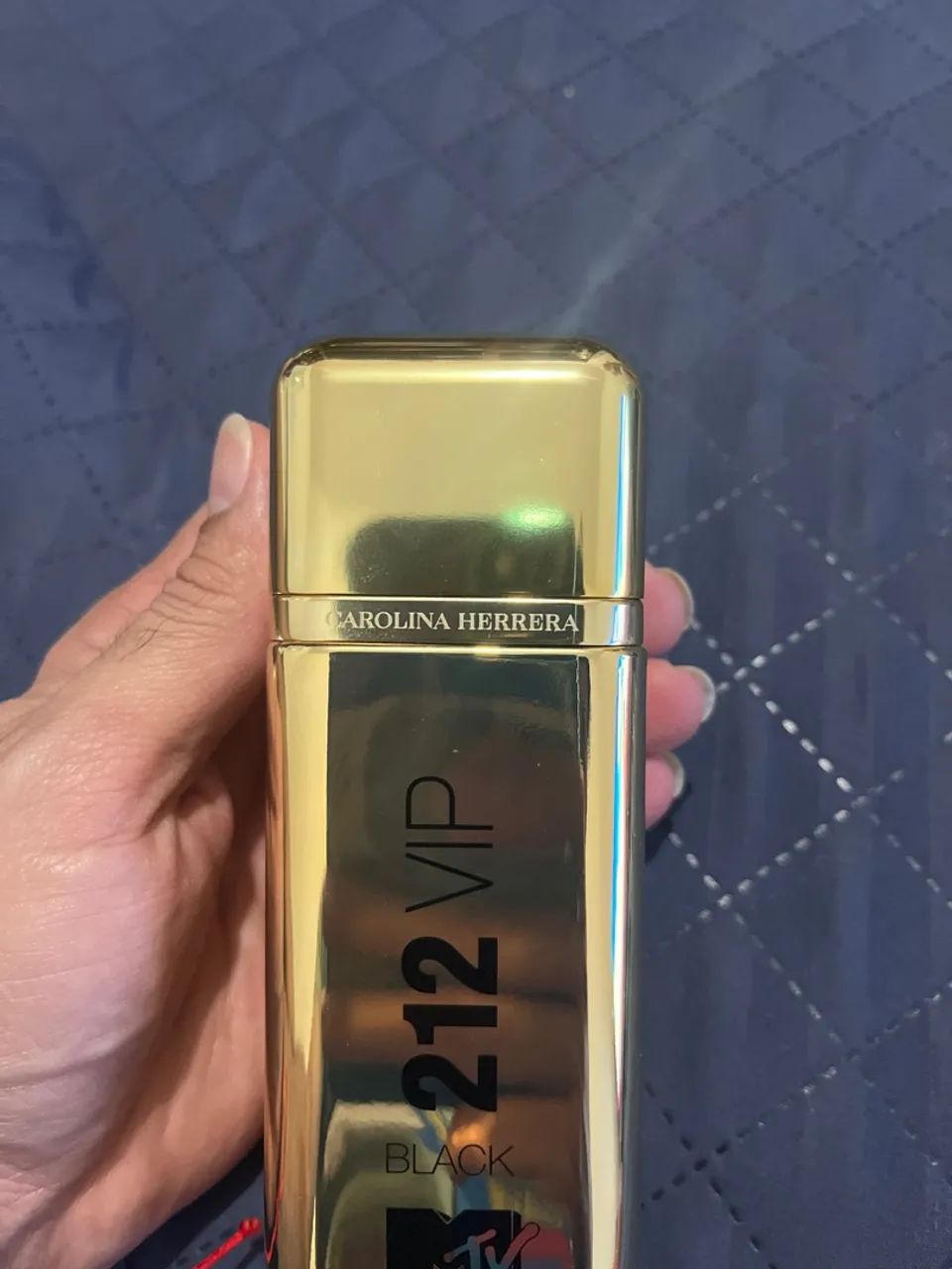Perfume 212 VIP Black Carolina Herrera - Foto 3
