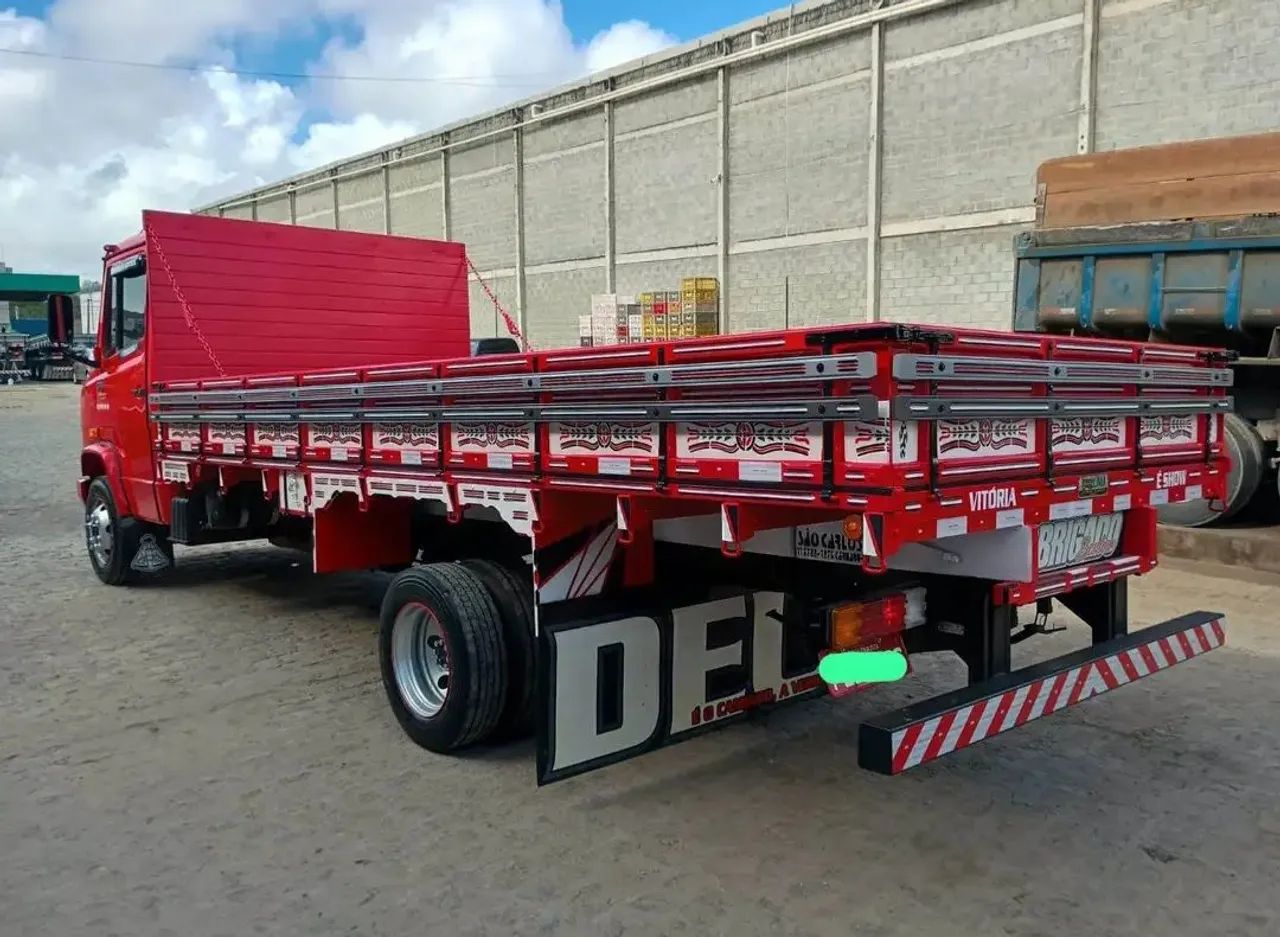 2011 Mercedes-Benz Mercedinha 710 plus - Foto 4