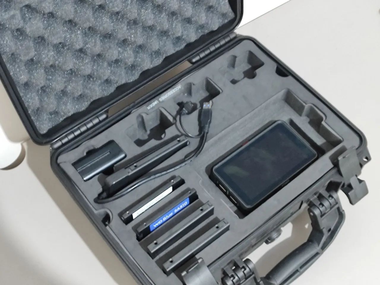 Monitor ATOMOS NINJA V 5 polegadas + 2 SSD 1TB + CASE - Foto 5