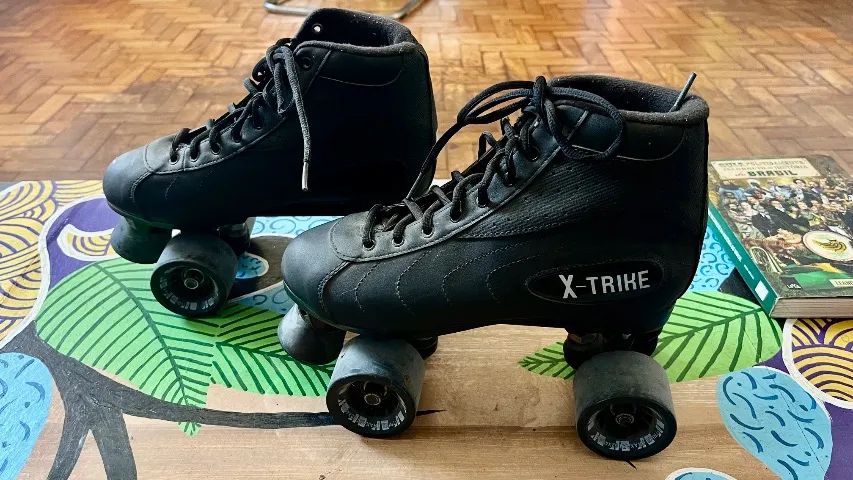 Patins semi novos! URGÊNCIA 
