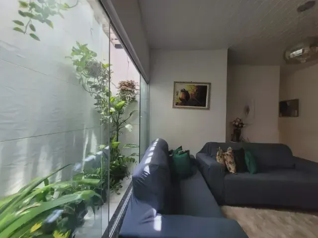 OTIMA CASA A VENDA NO VICENTE FIALHO