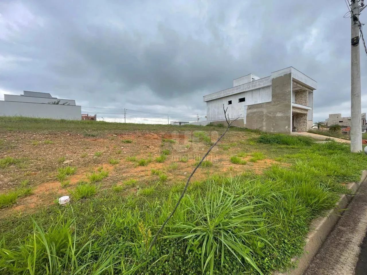 Terreno à venda, 255 m² por R$ 255.000 - Ondas - Piracicaba/São Paulo
