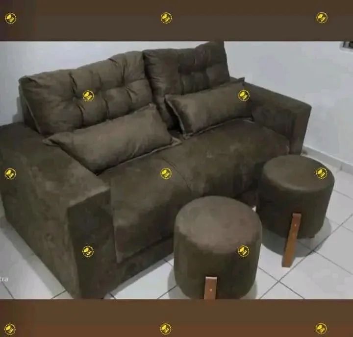 Sofá 3 lugares com puffs - Foto 5