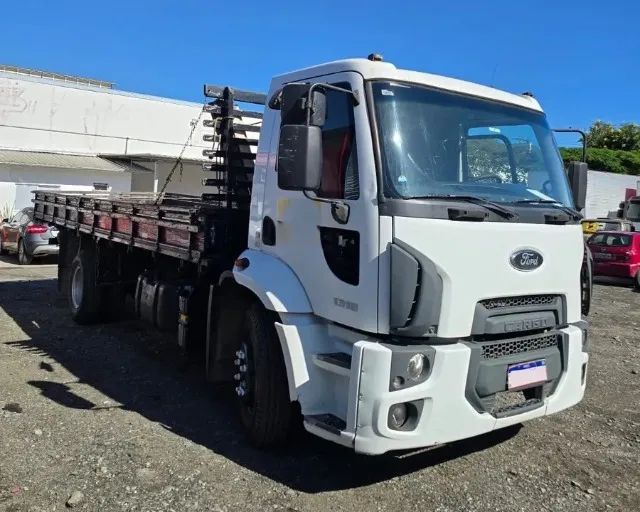 Ford Cargo 1319 Toco 4x2 2013.  - Foto 2