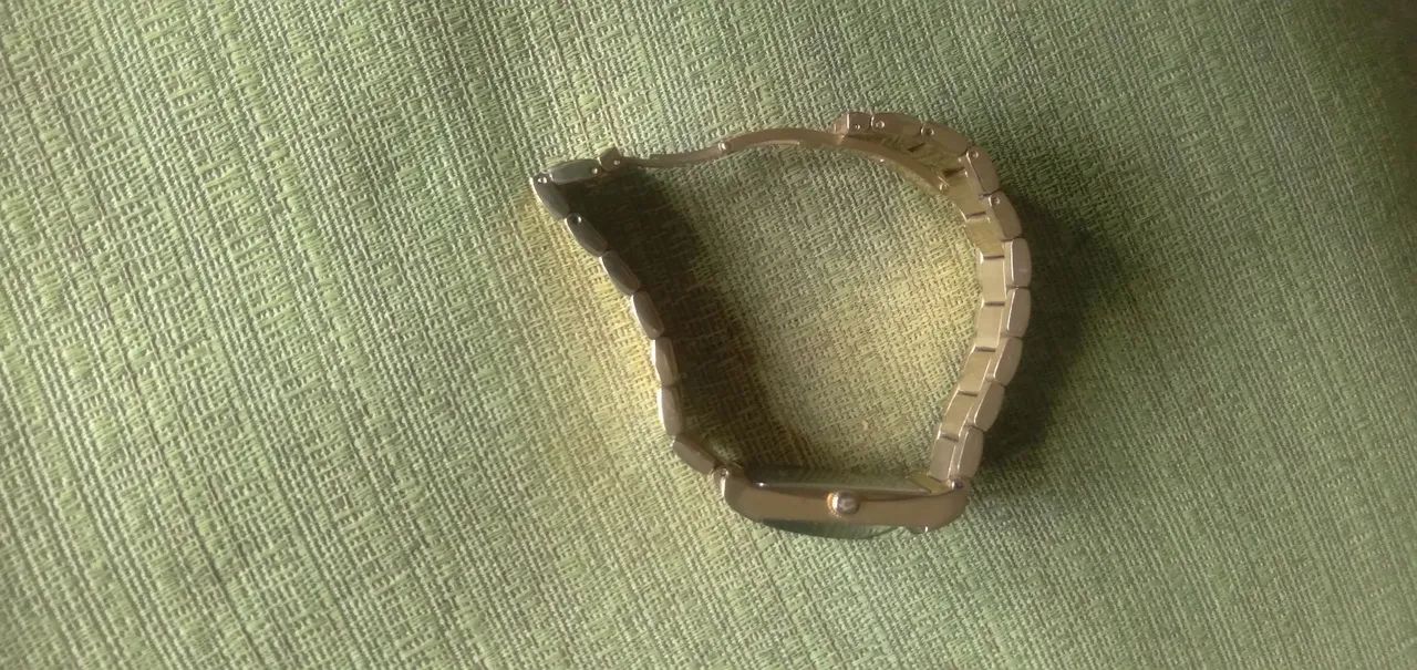 Relógio Bulova Dourado com Diamantes - Foto 4