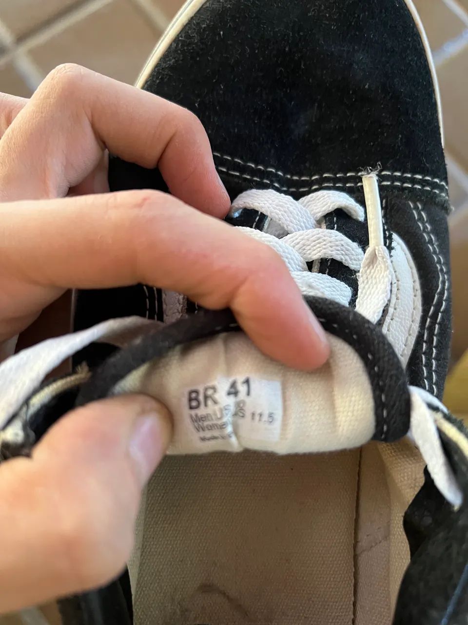 Tênis Vans Old Skool preto com branco Calçados Imbiribeira