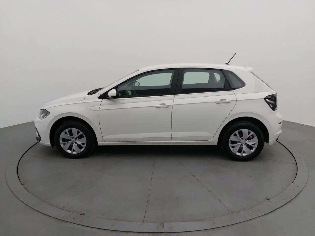 Volkswagen Polo 2024 1.0 mpi manual - Foto 2