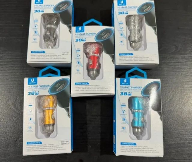 Carregador Veicular Com Entradas Para Iphone, Tipo C E V8 - Foto 3