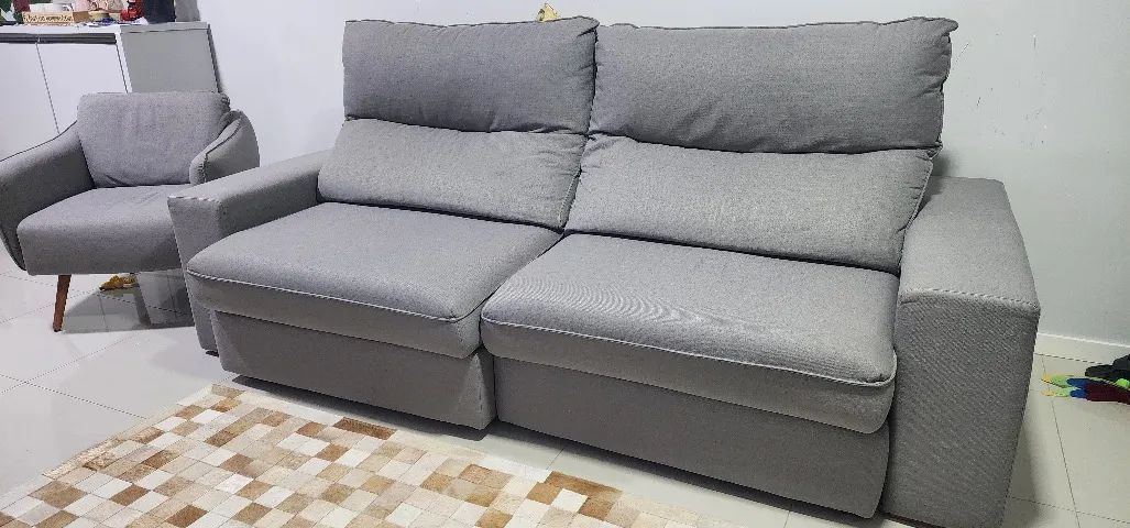 Sofá e Poltrona Semi Novos64850510467969122