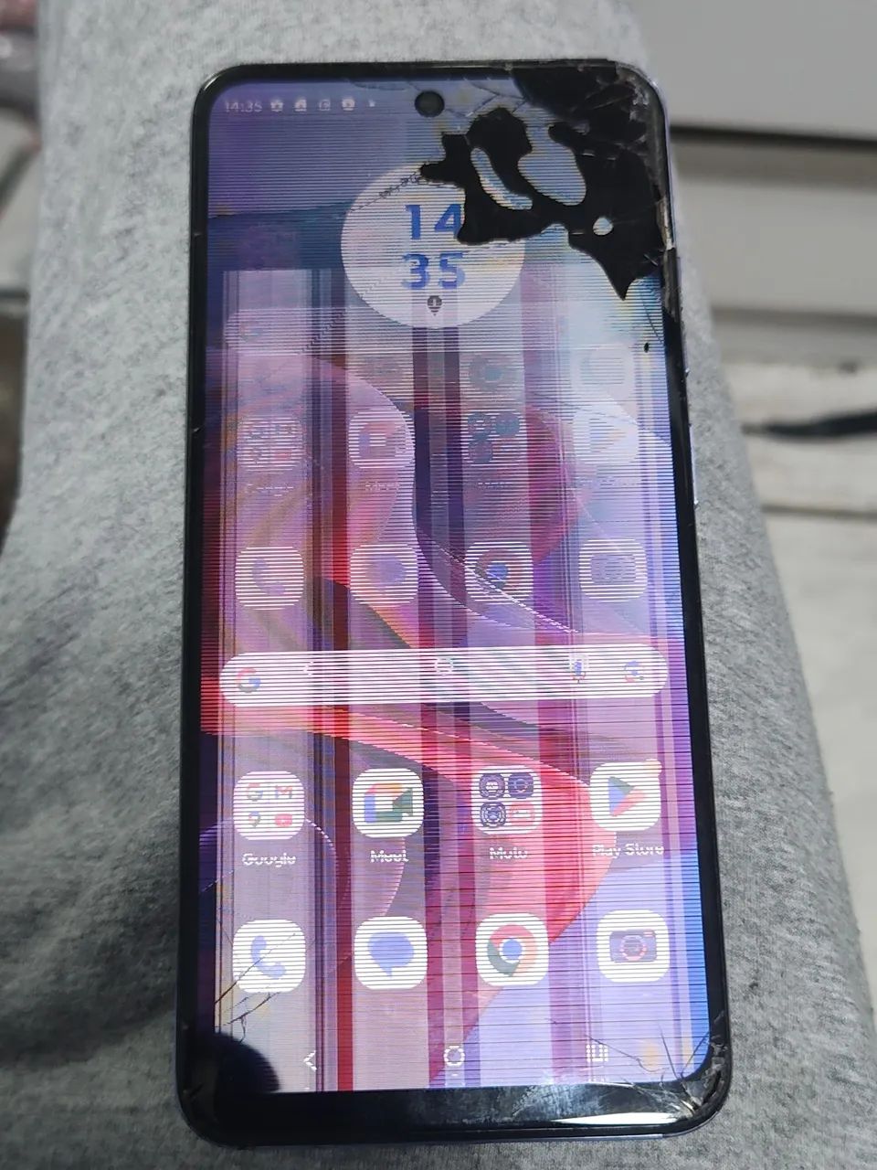 Motorola g34 (tela quebrada)