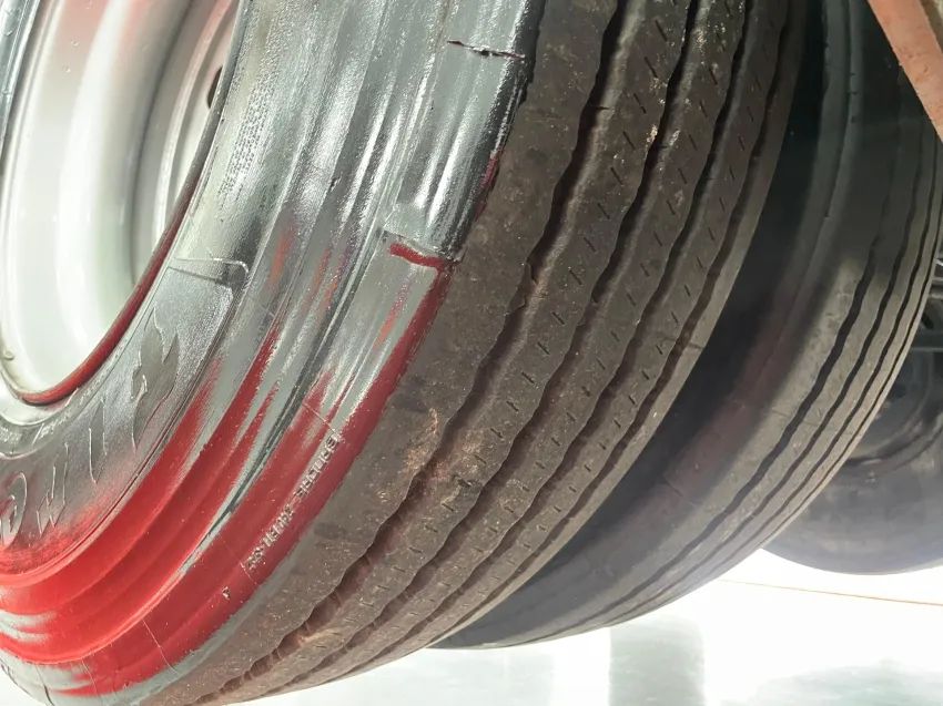 MB AXOR 2544 6X2 ANO 22 MERCEDES BRNZ SUSP MOLA - Foto 12