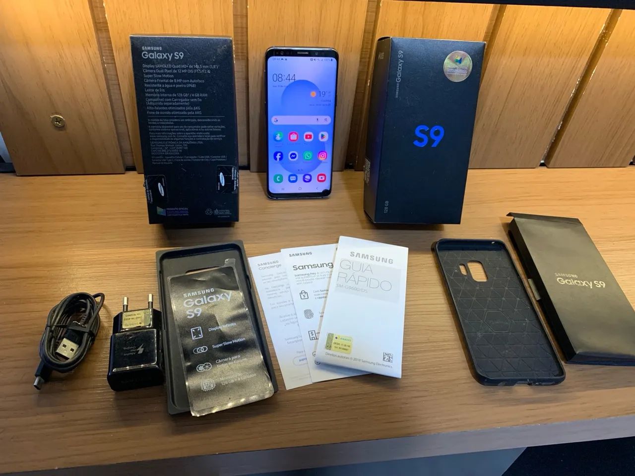 Samsung Galaxy S9 com 128GB Tela de 6.1 Android 14 Câmera 12Mp