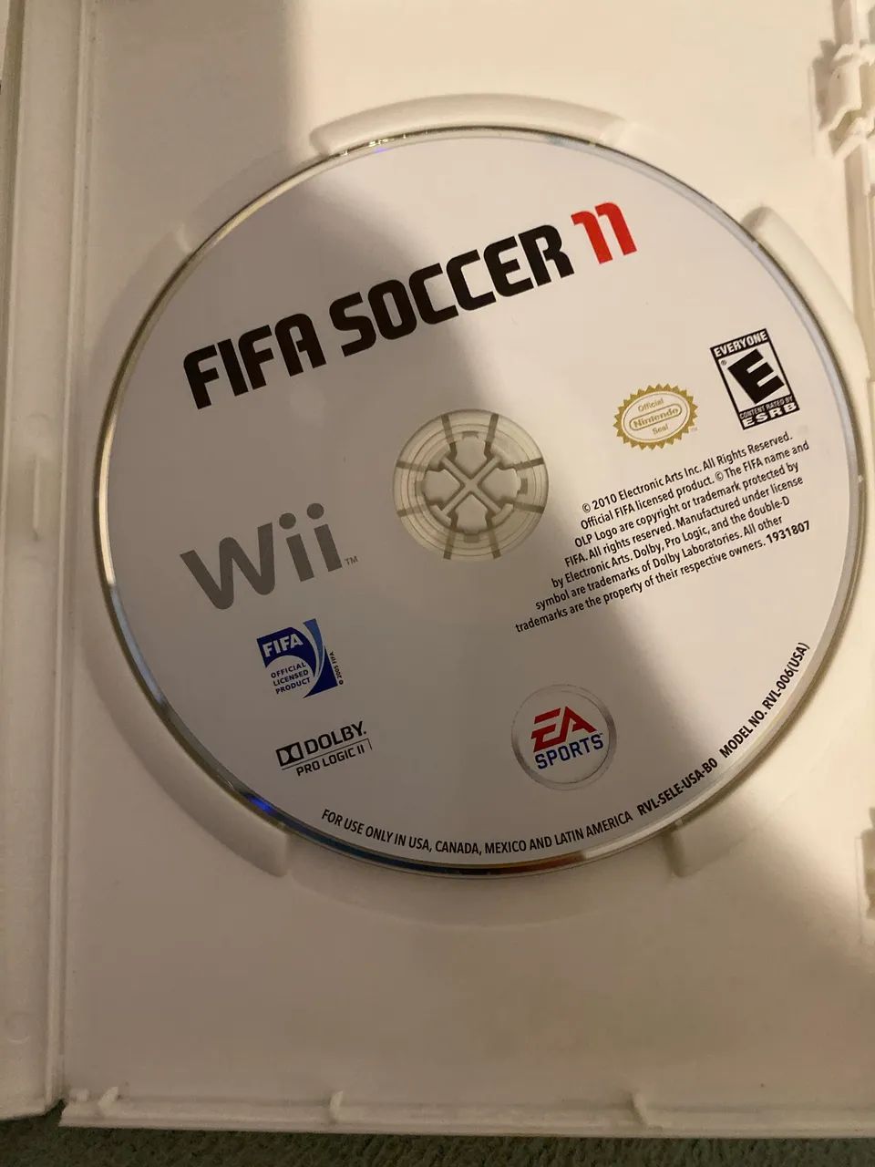 FIFA 11 - Wii - Foto 2