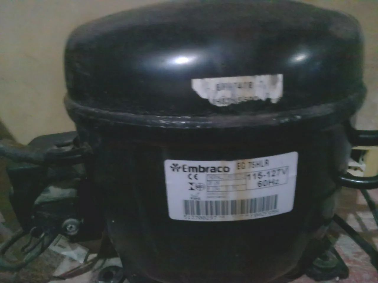 Moto de freezer. Compressor Embraco ES 15HLR 115-127V 60Hz valor 180 reais 