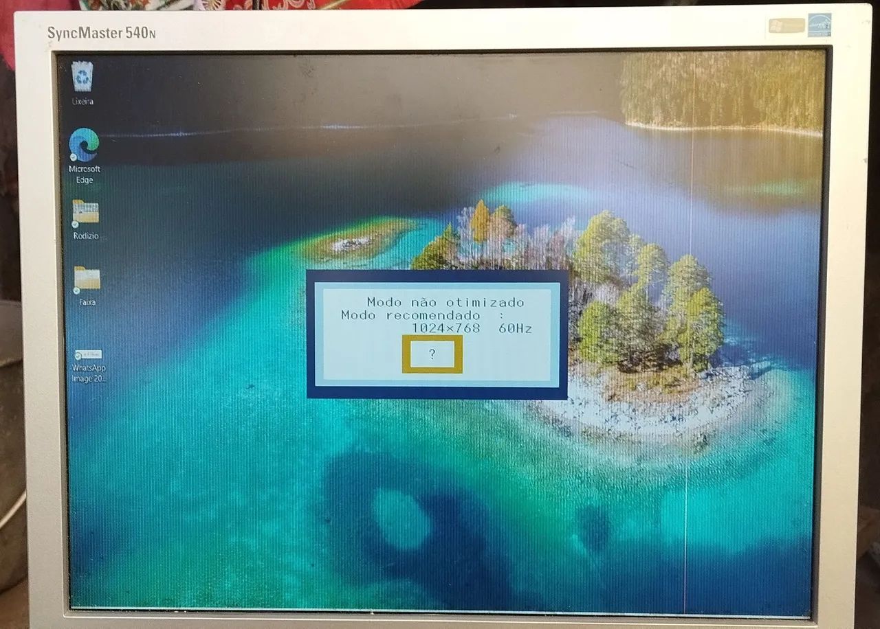 Monitor Samsung 15 pol.64739263625859122