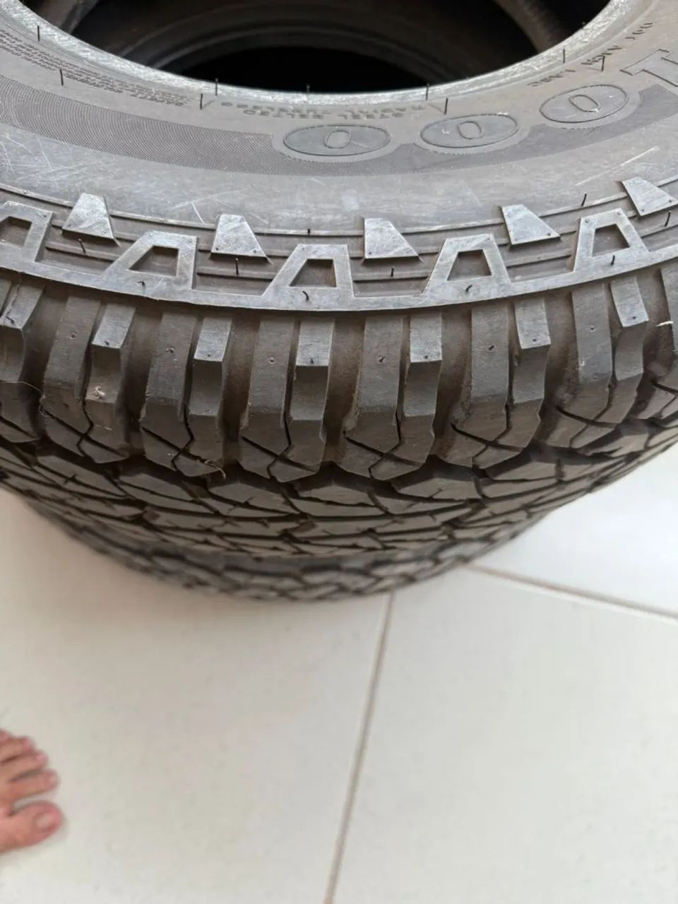 Pneus A/T 265/75 R16 - Comforser CF1000 + RoadCruza RA1100