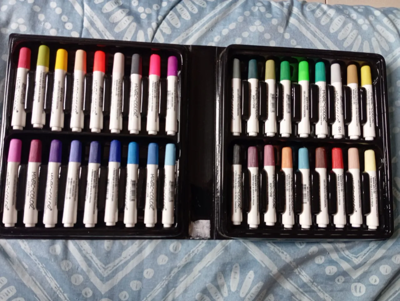Conjunto de Canetas Hidrográficas Magic Color 36 Cores