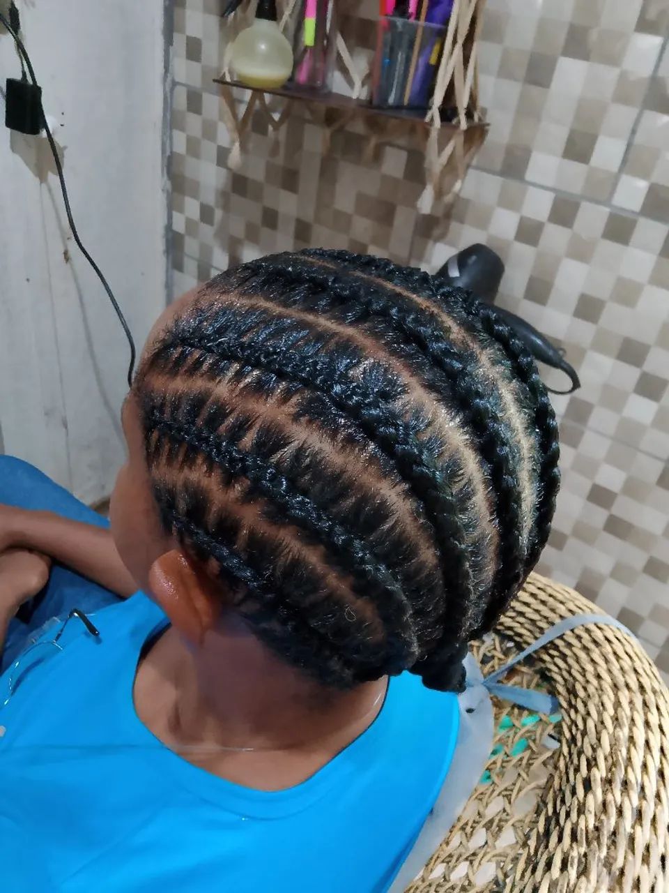 Tranças e embelezamento de unhas  - Foto 3