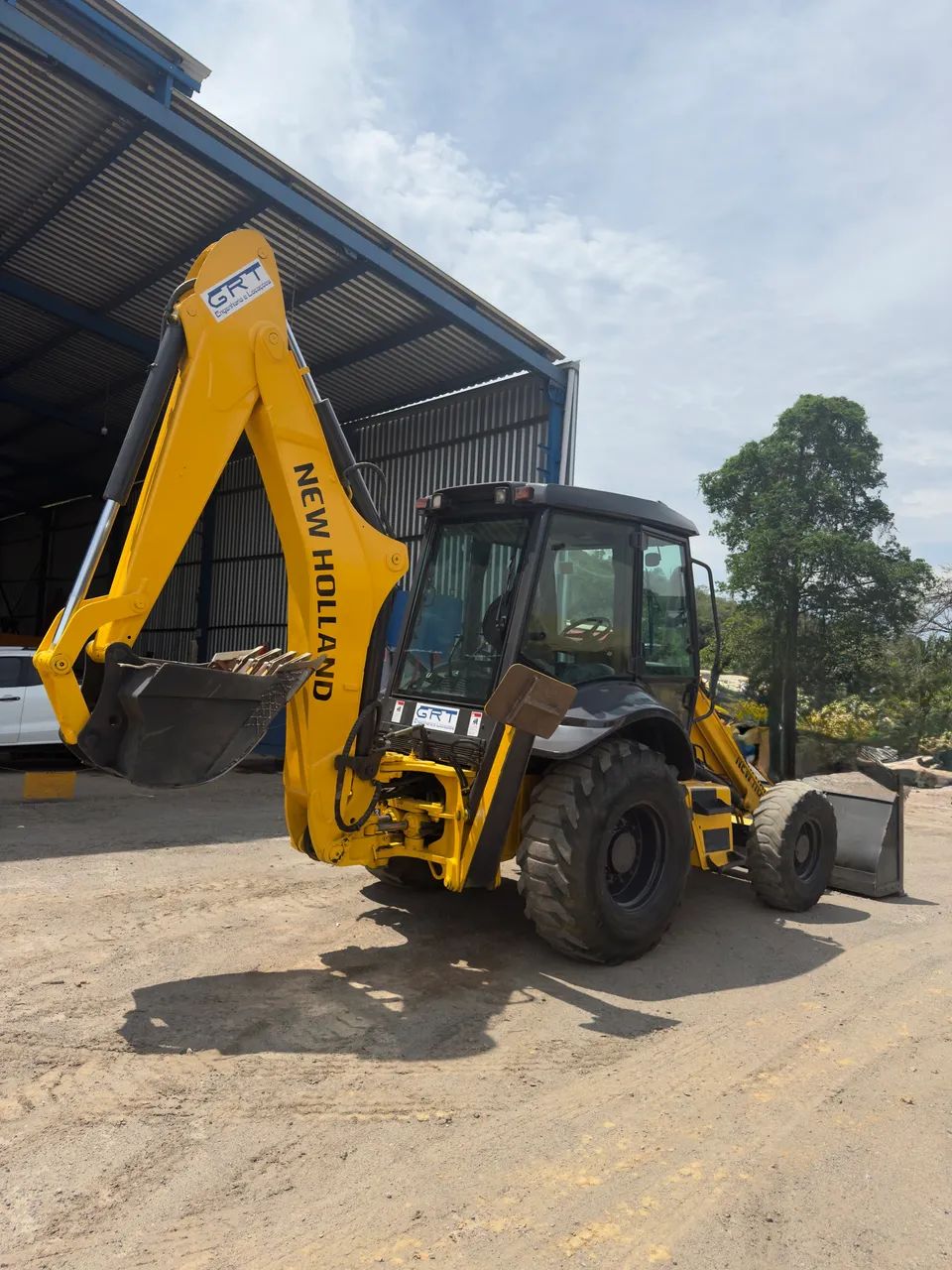 Retroescavadeira New Holland B90B - Foto 4