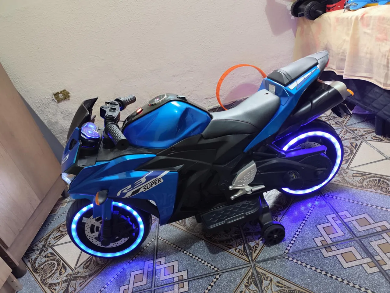 Moto Elétrica Infantil R/E Super Azul com Luzes LED