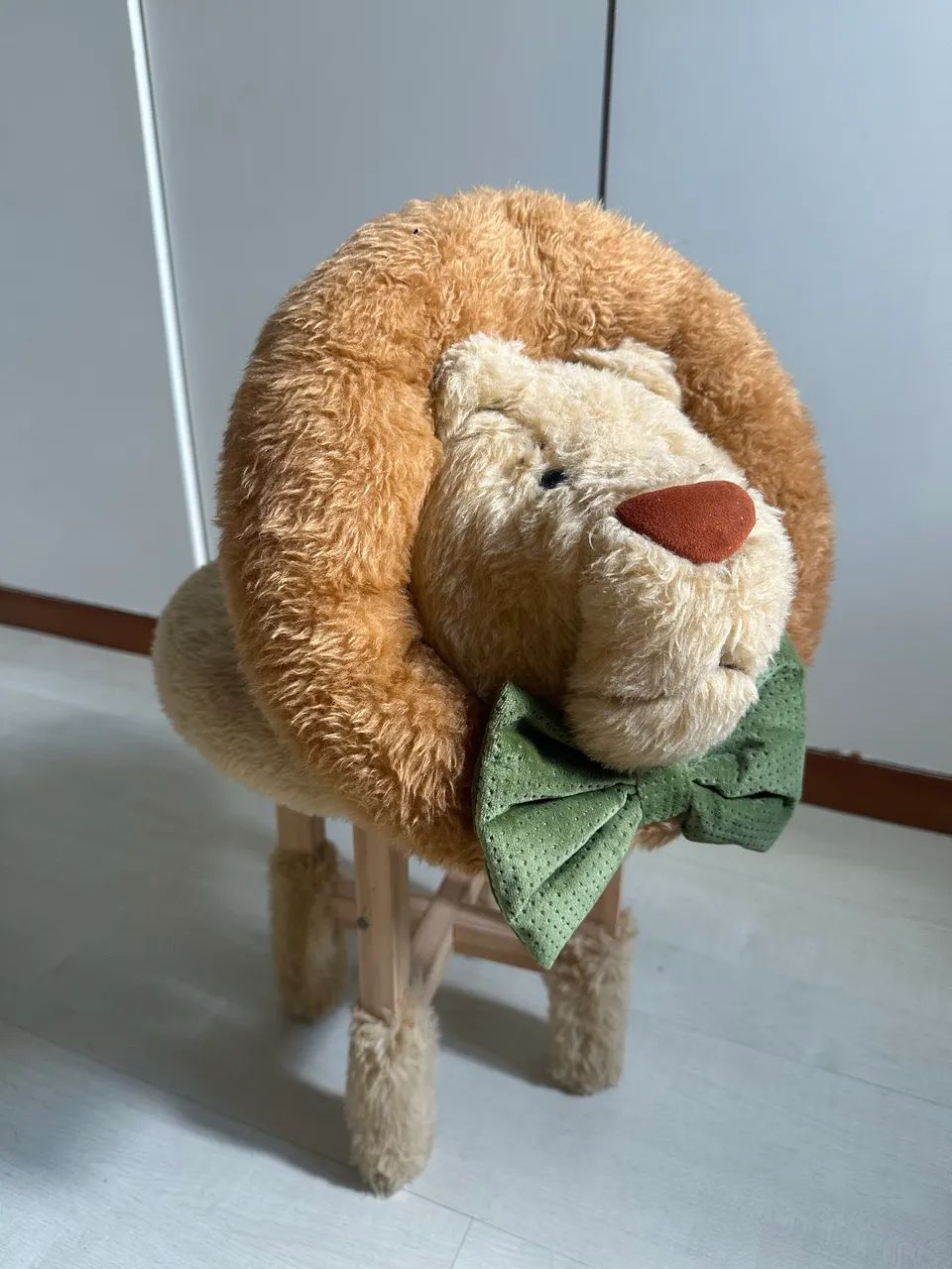 Banco leão infantil 
