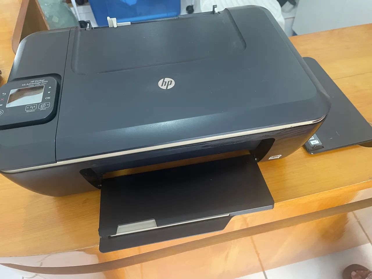 Impressora HP Deskjet Ink Advantage 3516 - Foto 4