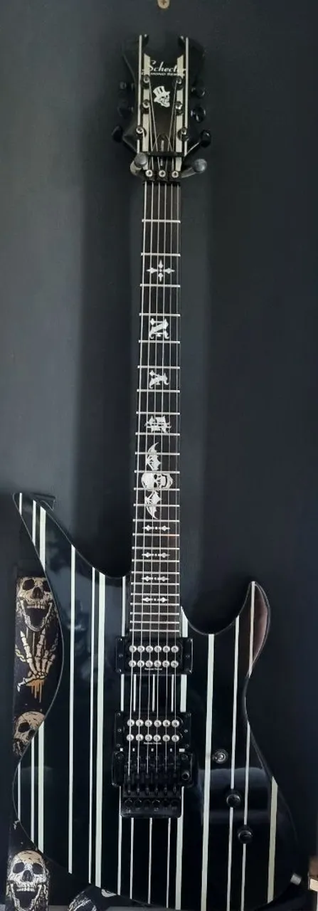 Guitarra Schecter Synyster Gates Custom, trastes Inox
