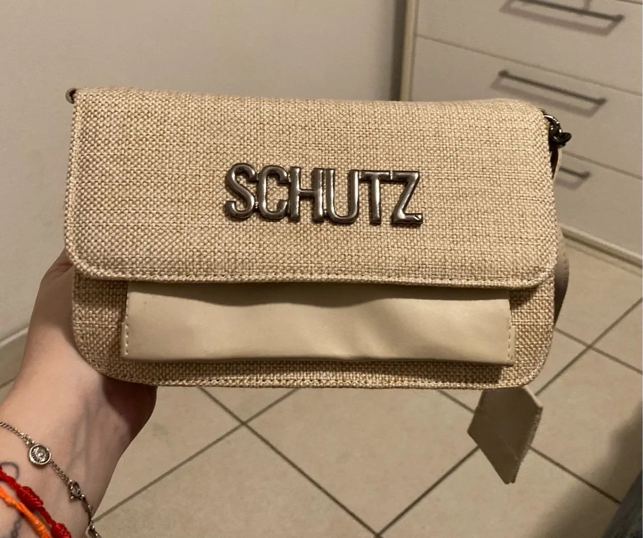 Bolsa Schutz