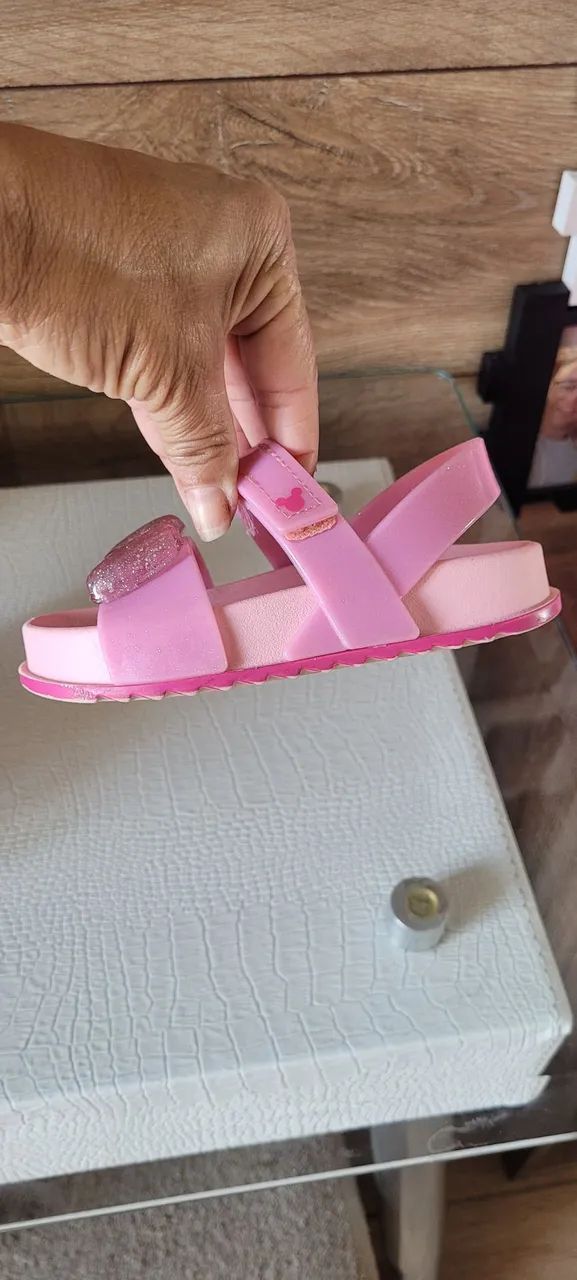 Sandália Infantil Minnie Rosa - Tam. 24 - Foto 2