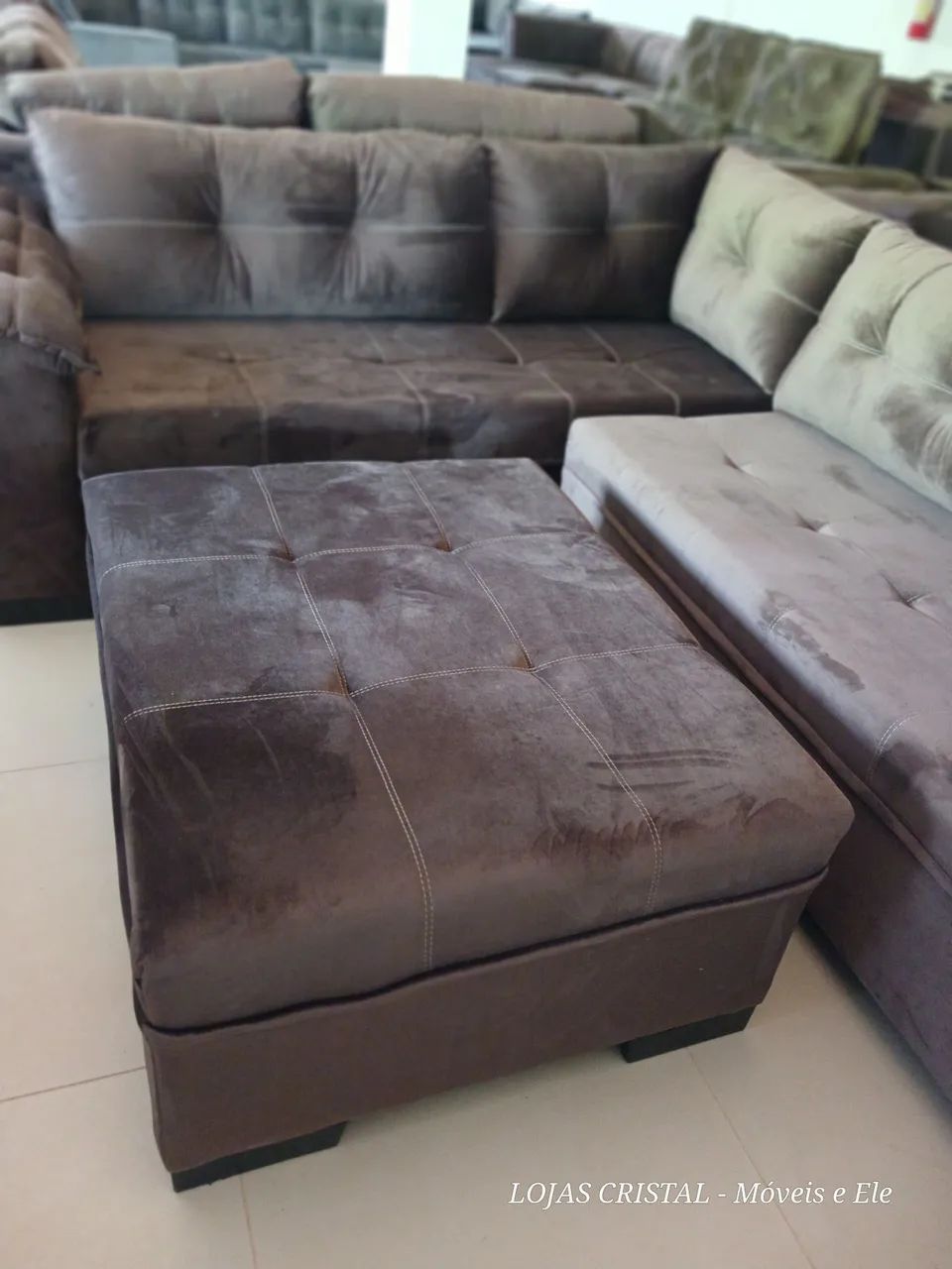 Sofá de Canto com Puff- Novo  - Foto 4