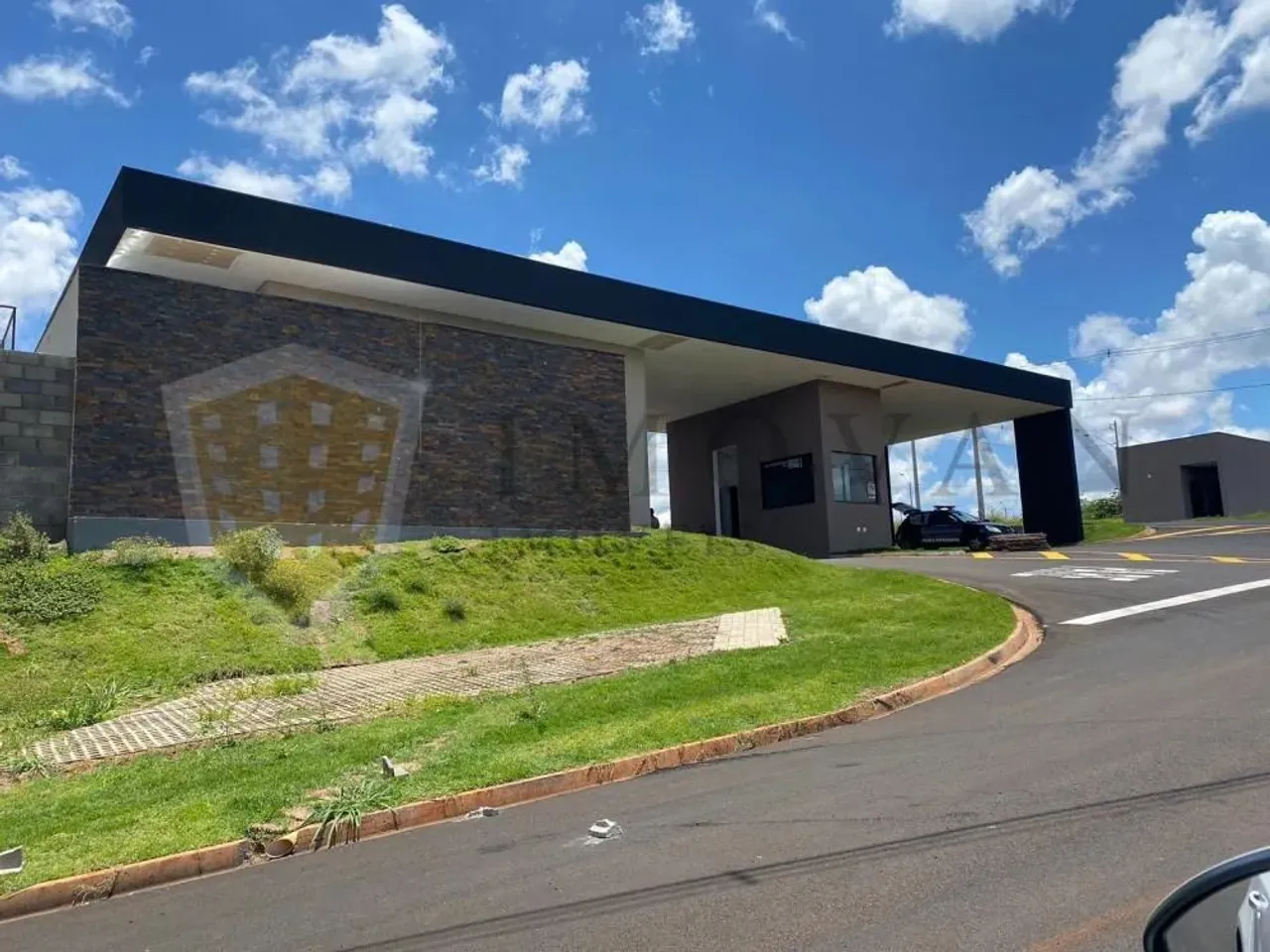 Terreno em Condomínio Fechado a Venda, Villagio Costa Sul.