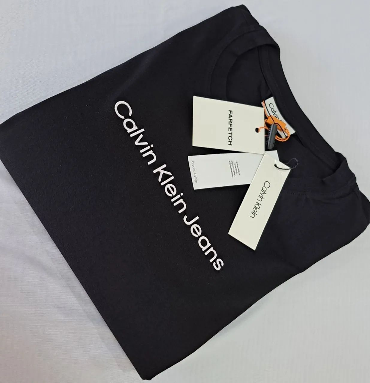 Camiseta clássica Calvin Klein - Preta