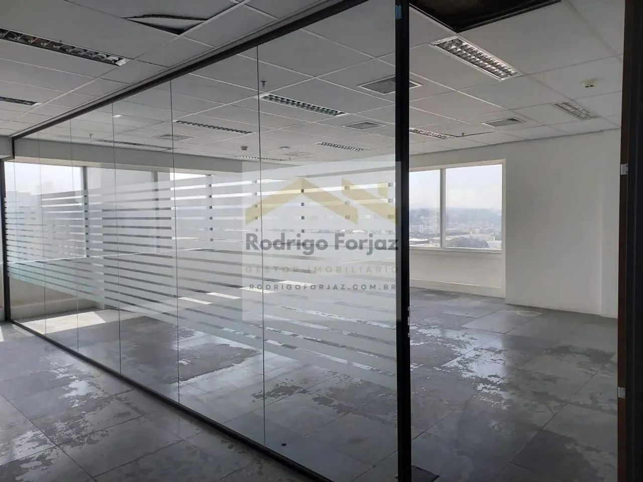 Edificio West Towers - 1/2 Laje corporativa para LOCAÇÃO com 476m² COM DIVISÓRIAS - Ed. We