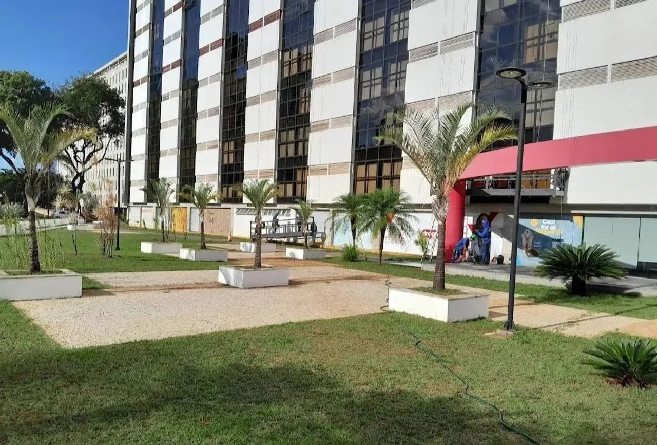 Salas Comerciais no Ed. Victoria Office Tower com 54m², Ideais para Escritórios, Empresas 