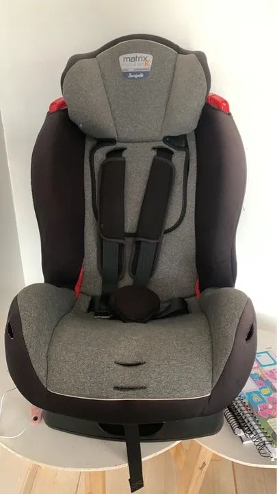 Cadeirinha de carro Matrix para bebê