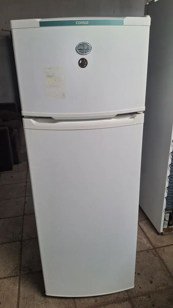 Geladeira Consul Duplex dgelo usada