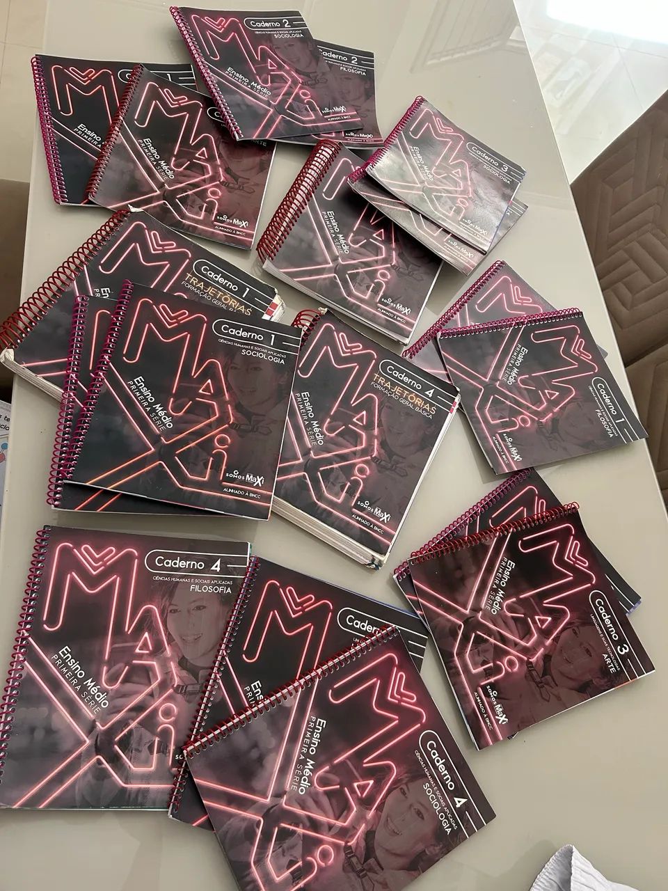 Livros didáticos 64840803338499120