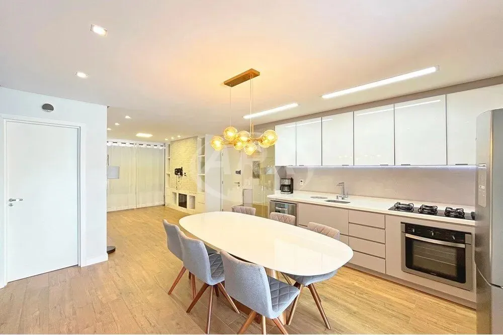 Casa de 207.0m² no bairro Teresópolis, com 4 quart