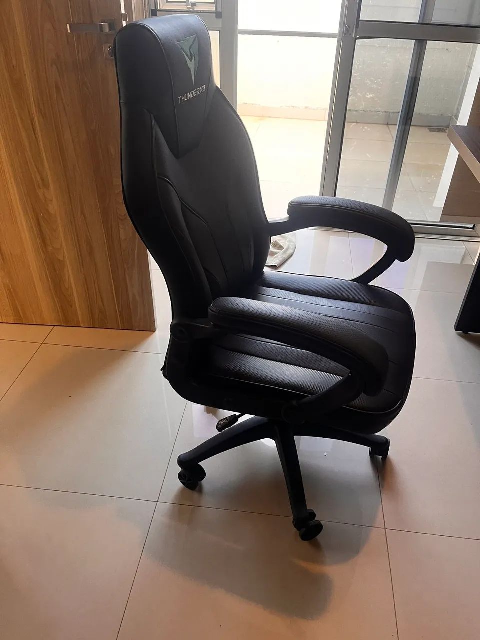 Cadeira Gamer ThunderX3 - Conforto e Estilo! - Foto 4