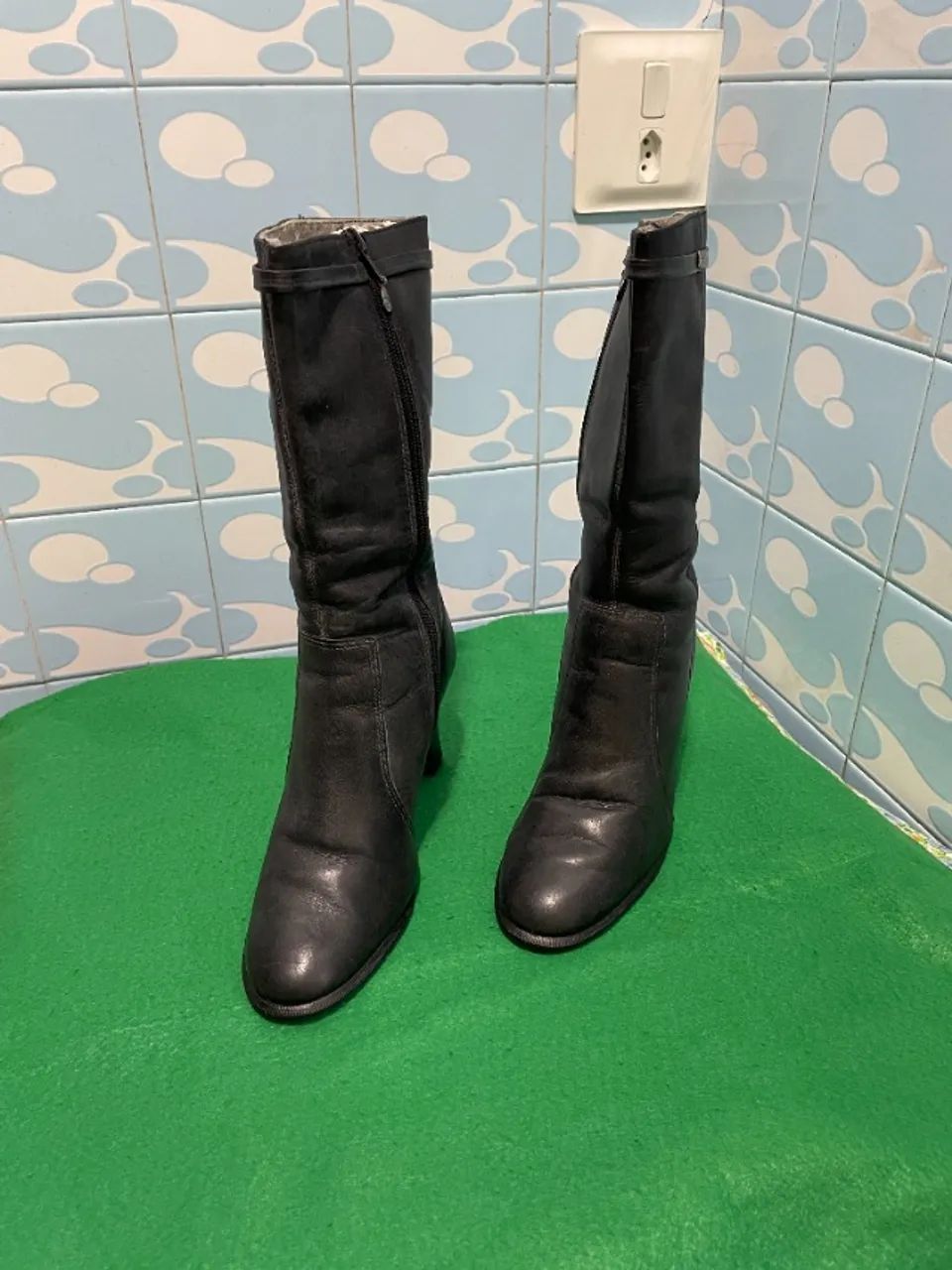 Bota Cano Médio Preta