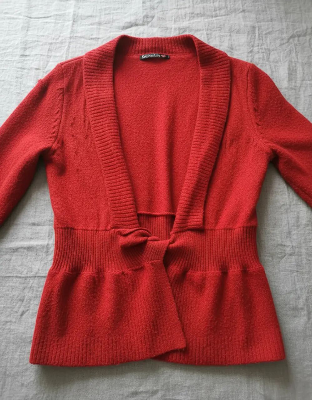 Blusa de frio vermelha Caedu